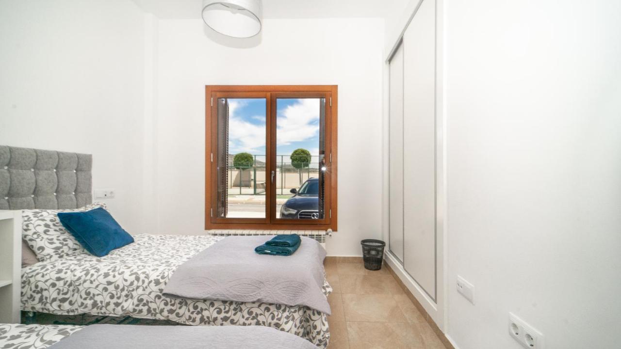 Three Bedroom Luxury Villa El Valle Golf Resort Banos y Mendigo Exteriör bild